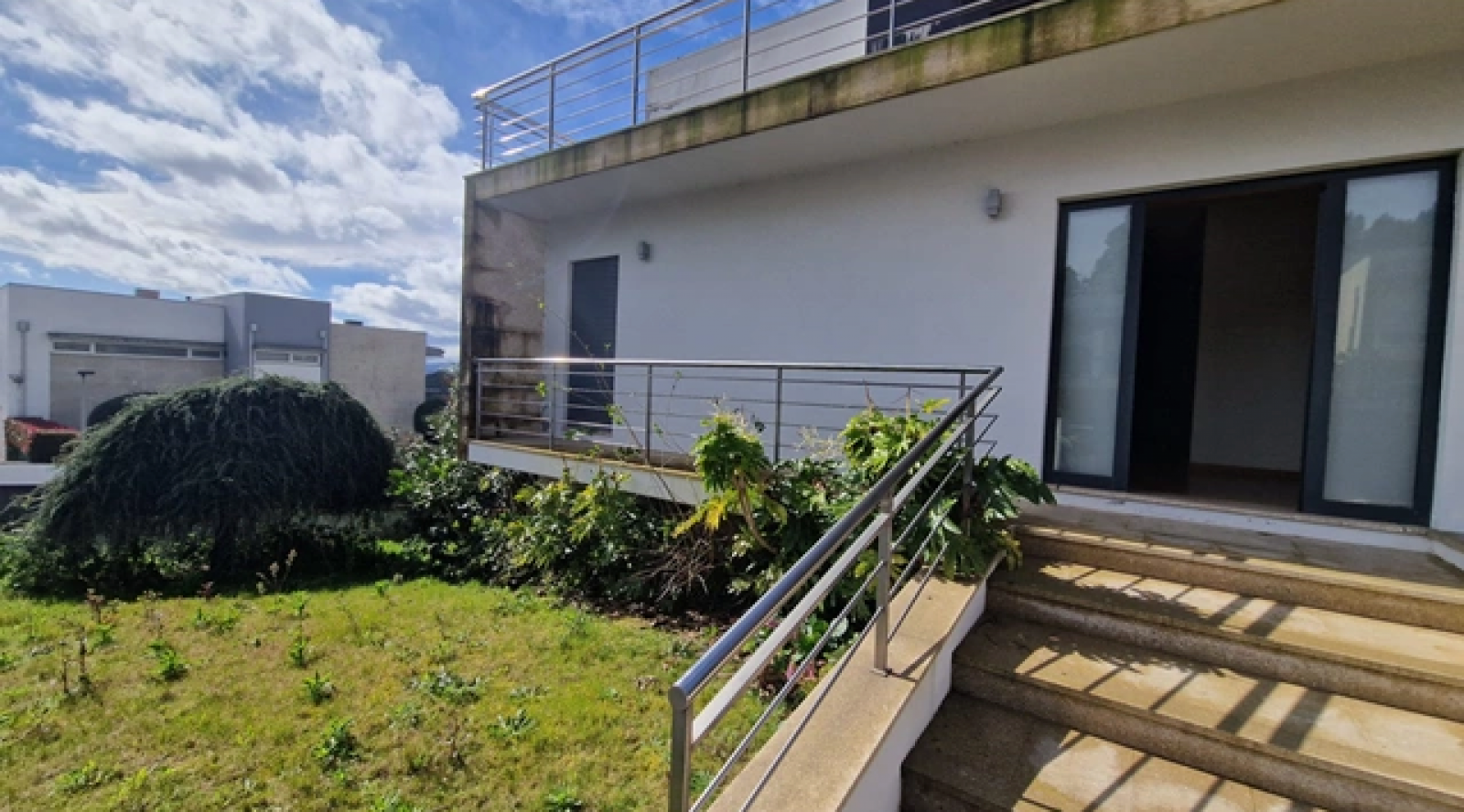 18-198724-ea467e5e9f6f4de800e98f6d50c6d52d2bef2178594f83c0bb486233978adb40-7262b569-1f6c-436f-b18f-b