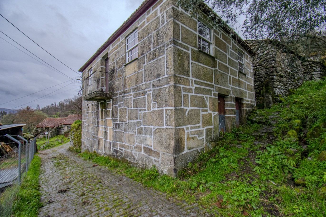 whatsapp-image-2025-11-06-at-142056jpeg