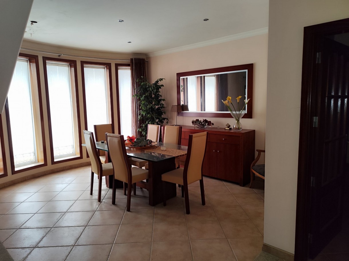 whatsapp-image-2025-10-01-at-163758-5jpeg