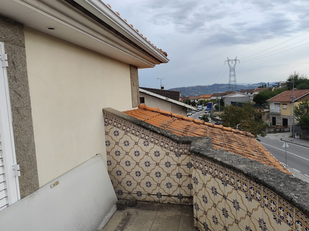 whatsapp-image-2025-10-01-at-163758-12jpeg