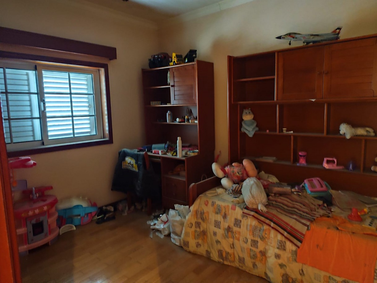 whatsapp-image-2025-11-15-at-110805jpeg