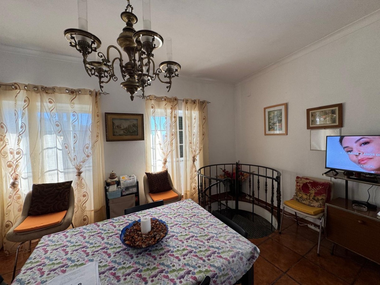 whatsapp-image-2025-11-21-at-114530-6jpeg