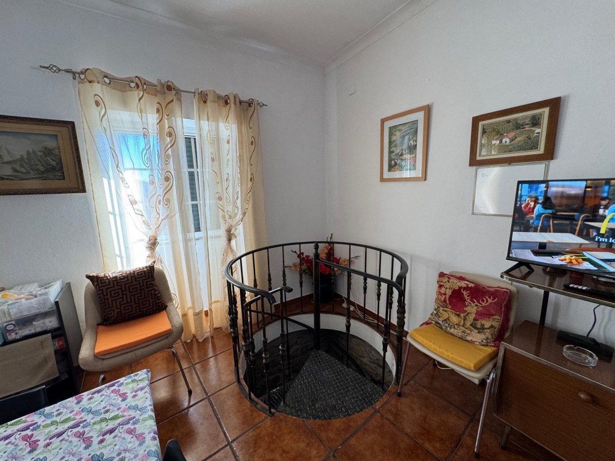 whatsapp-image-2025-11-21-at-114531-2jpeg